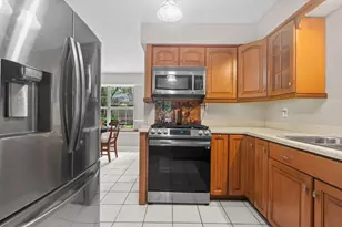 1906 Foxtail Pl, The Woodlands, TX 77380 - Photo 32