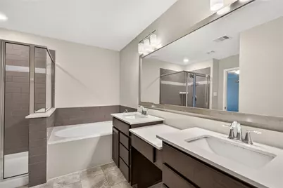 10214 Pinewood Fox Drive, Houston, TX 77080 - Photo 38