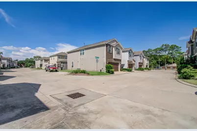 10214 Pinewood Fox Drive, Houston, TX 77080 - Photo 44