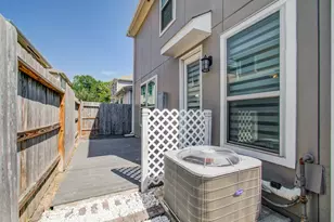 10214 Pinewood Fox Dr, Houston, TX 77080 - Photo 42