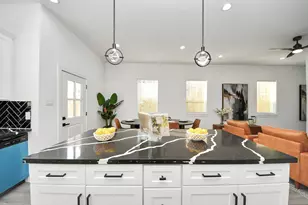 8533 Amadwe St, Houston, TX 77051 - Photo 14