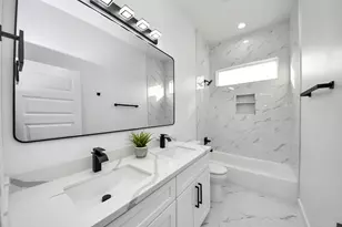 8533 Amadwe St, Houston, TX 77051 - Photo 30