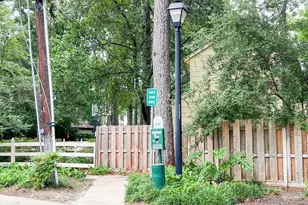 10722 Old Coach Ln, Hunters Creek Village, TX 77024 - Photo 2