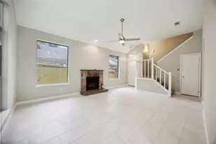 12215 Cardston Ct, Tomball, TX 77377 - Photo 4