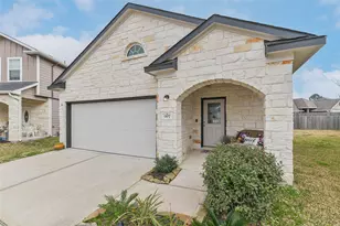 1107 Magnolia Branch Ln, Tomball, TX 77375 - Photo 2