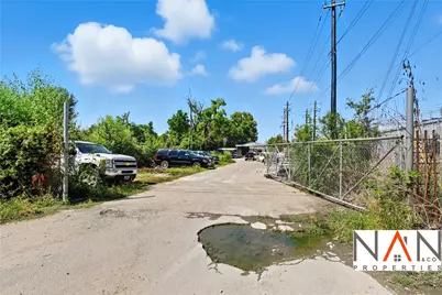 118 Rittenhouse Street, Houston, TX 77076 - Photo 6