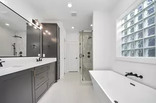 929 Fisher St, Houston, TX 77018 - Photo 24