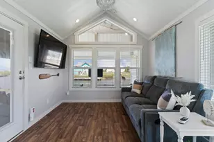 2423 Gulfview Dr, Sargent, TX 77414 - Photo 10