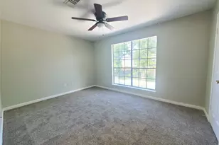 2030 Plantation Dr, Conroe, TX 77301 - Photo 22