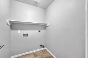 26986 Crown Haven Dr, Kingwood, TX 77339 - Photo 6