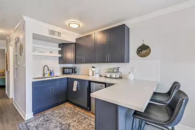 6300 Seawall Boulevard #3225, Galveston, TX 77551 - Photo 10