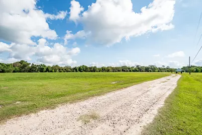 14328 Fm 2354 Road, Beach City, TX 77523 - Photo 6