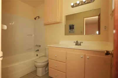 101 Hickory Street, Lake Jackson, TX 77566 - Photo 10