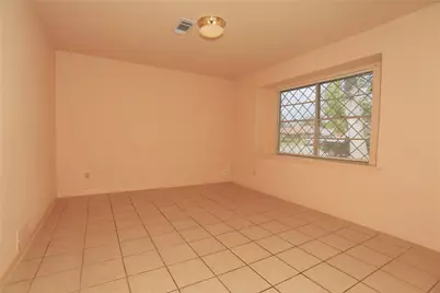 101 Hickory Street, Lake Jackson, TX 77566 - Photo 4