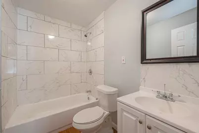 5619 Willow Glen Drive, Houston, TX 77033 - Photo 14
