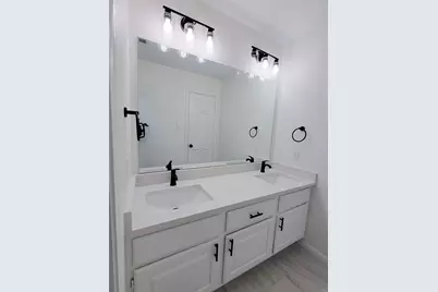 1422 Mabry Mill Road, Houston, TX 77062 - Photo 32