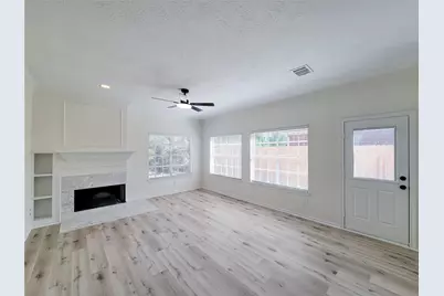 1422 Mabry Mill Road, Houston, TX 77062 - Photo 4