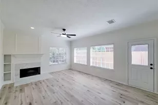 1422 Mabry Mill Rd, Houston, TX 77062 - Photo 4
