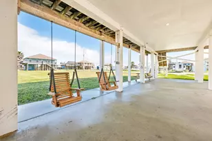 847 S Tinkle Ln, Crystal Beach, TX 77650 - Photo 22