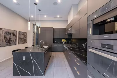 2302 Suffolk Drive, Houston, TX 77027 - Photo 20