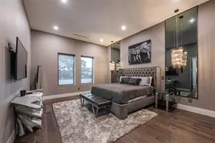 2302 Suffolk Dr, Houston, TX 77027 - Photo 32