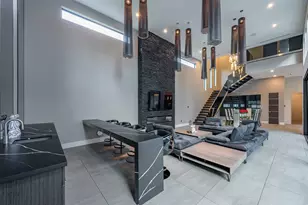 2302 Suffolk Dr, Houston, TX 77027 - Photo 16