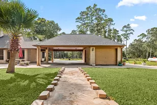 7302 Pine Dr, Alvin, TX 77511 - Photo 42