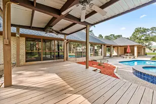 7302 Pine Dr, Alvin, TX 77511 - Photo 28