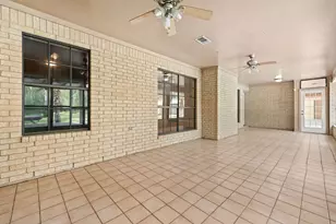 7302 Pine Dr, Alvin, TX 77511 - Photo 26