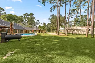 7302 Pine Dr, Alvin, TX 77511 - Photo 36