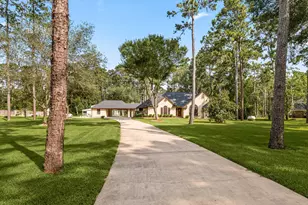 7302 Pine Dr, Alvin, TX 77511 - Photo 4
