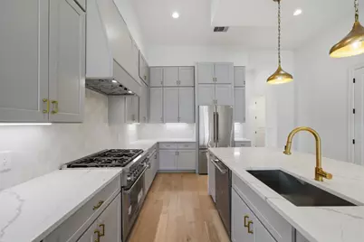 607 W 27th Street, Houston, TX 77008 - Photo 12