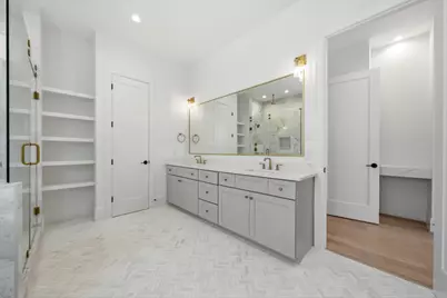 607 W 27th Street, Houston, TX 77008 - Photo 32