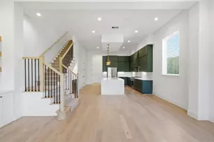 607 W 27th St, Houston, TX 77008 - Photo 22