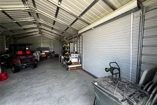 1074 W Taylor Lk Cir, Livingston, TX 77351 - Photo 20