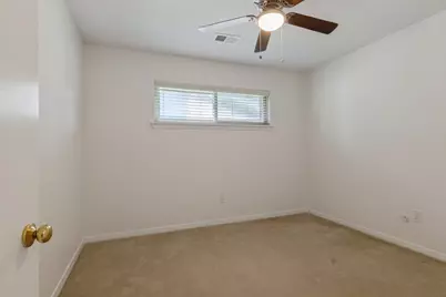 5647 Lymbar Drive, Houston, TX 77096 - Photo 18