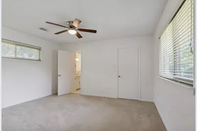 5647 Lymbar Drive, Houston, TX 77096 - Photo 14