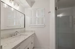 5647 Lymbar Dr, Houston, TX 77096 - Photo 16