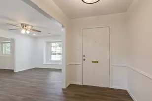 5647 Lymbar Dr, Houston, TX 77096 - Photo 4