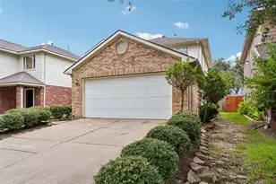 8718 Black Cliff Ln, Houston, TX 77075 - Photo 6