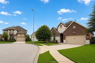 7742 Candlelight Park Ln, Spring, TX 77379 - Photo 2