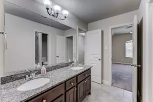 2003 Doolan Dr, Conroe, TX 77301 - Photo 40