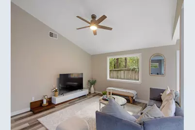 17 W Broken Oak, The Woodlands, TX 77381 - Photo 10