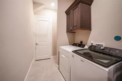 915 Falcon Hollow Lane, Pinehurst, TX 77362 - Photo 20