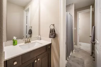 915 Falcon Hollow Lane, Pinehurst, TX 77362 - Photo 24