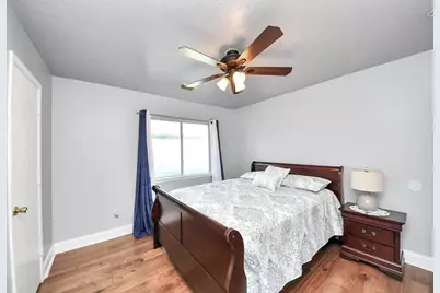 13019 Lindenloch Lane, Houston, TX 77085 - Photo 20