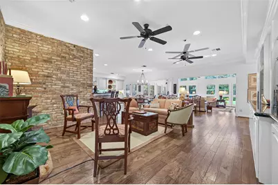 702 Foster Drive, Richmond, TX 77469 - Photo 8