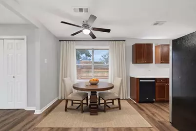 515 Maple Way, Houston, TX 77015 - Photo 8