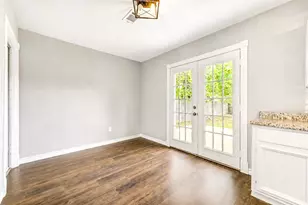 2614 7th Ave N, Texas City, TX 77590 - Photo 12