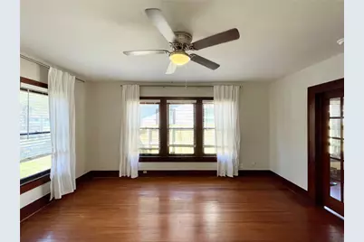 405 E 28th Street, Houston, TX 77008 - Photo 8